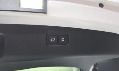 Genesis GV70 2021, 62207 км, за 23077.41 USD - фото 35