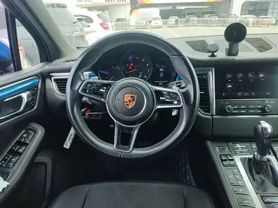 Porsche Macan 2016, 56800 км, за 17524.67 USD - фото 11