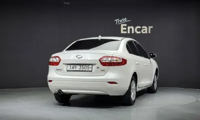 Renault-KoreaSamsung SM3 2015, 72700 км, за 2145.22 USD