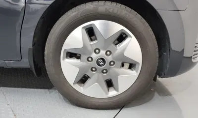 Hyundai Staria 2024, 37543 км, за 20662.23 USD