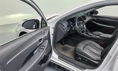 Hyundai Sonata 2021, 81375 км, за 11270.36 USD - фото 10