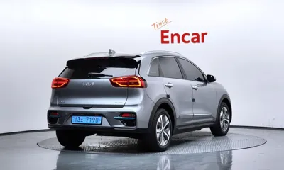 Kia Niro 2022, 35370 км, за 15628.67 USD