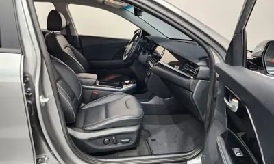 Kia Niro 2022, 35370 км, за 15606.31 USD - фото 26