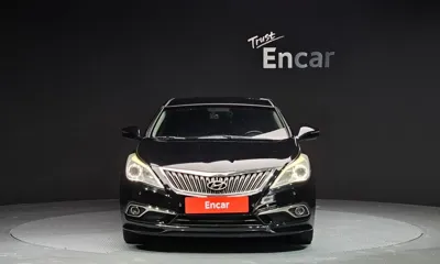 Hyundai Grandeur 2016, 281606 км, за 3413.42 USD