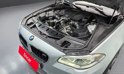 BMW M5 2016, 98187 км, за 26191.41 USD - фото 6