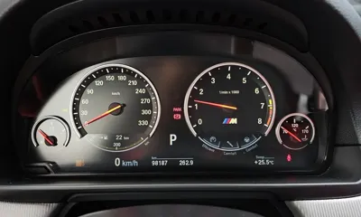 BMW M5 2016, 98187 км, за 26191.41 USD - фото 8