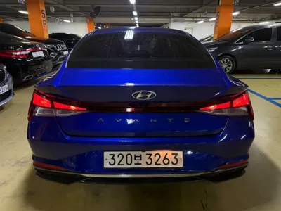 Hyundai Avante 2021, 121014 км, за 7475.78 USD