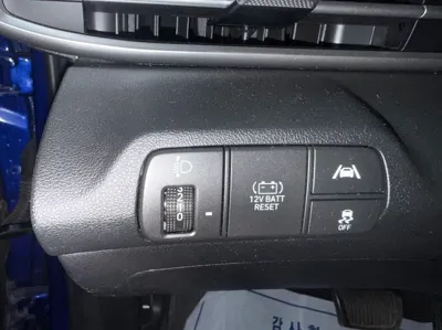 Hyundai Avante 2021, 121014 км, за 7475.78 USD - фото 13