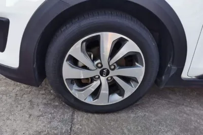 Kia KX Cross 2017, 66400 км, за 6805 USD - фото 10