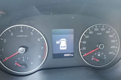 Kia KX Cross 2017, 66400 км, за 6805 USD - фото 14