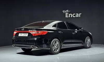 Hyundai Grandeur 2013, 144455 км, за 650061.52 USD