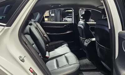 Hyundai Grandeur 2018, 99511 км, за 9393.06 USD - фото 12