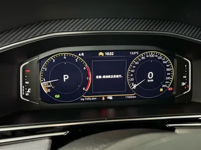 Volkswagen Tiguan L 2025, 17000 км, за 20038.53 USD - фото 6
