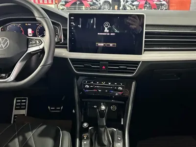 Volkswagen Tiguan L 2025, 17000 км, за 20038.53 USD - фото 20