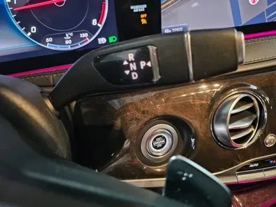 Mercedes-Benz S-Class 2019, 60000 км, за 31140.08 USD - фото 12