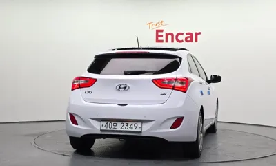 Hyundai i30 2015, 136941 км, за 4485.47 USD