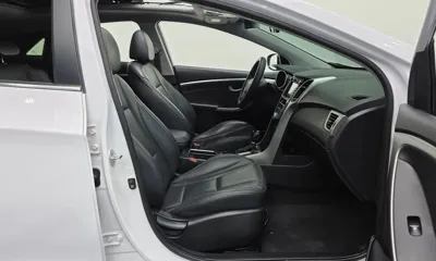 Hyundai i30 2015, 136941 км, за 4485.47 USD - фото 10