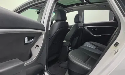 Hyundai i30 2015, 136941 км, за 4485.47 USD - фото 17
