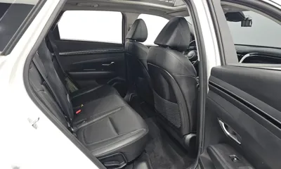 Hyundai Tucson 2023, 54488 км, за 16848.36 USD - фото 12