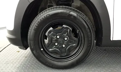 Hyundai Casper 2023, 33951 км, за 8074.04 USD
