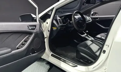 Kia K3 2015, 85692 км, за 4726.27 USD - фото 10