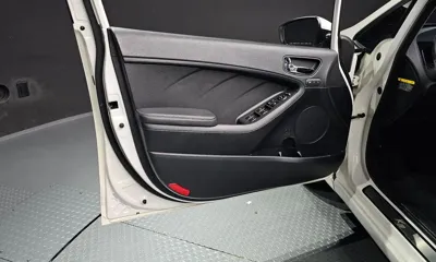 Kia K3 2015, 85692 км, за 4726.27 USD - фото 24