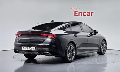 Kia K5 2021, 77895 км, за 11105.24 USD
