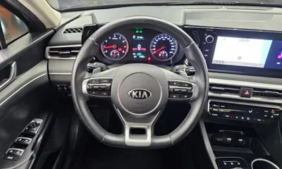 Kia K5 2021, 77895 км, за 11105.24 USD - фото 13