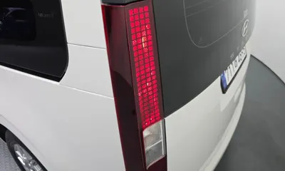 Hyundai Staria 2025, 9647 км, за 24222.13 USD - фото 23