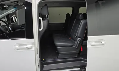 Hyundai Staria 2025, 9647 км, за 24222.13 USD - фото 26