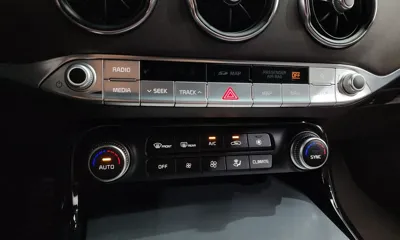 Kia Stinger 2020, 55193 км, за 13062.89 USD - фото 31