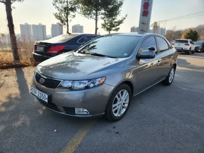 Kia Porte 2013, 98240 км, за 1885.2 USD