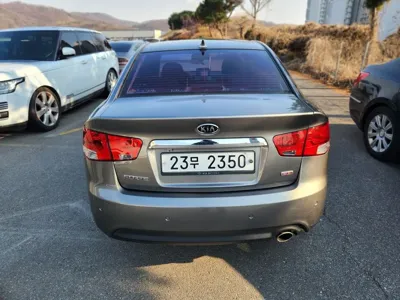 Kia Porte 2013, 98240 км, за 1885.2 USD
