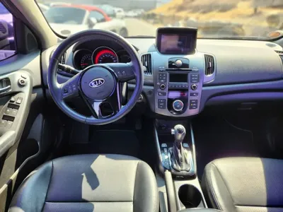Kia Porte 2013, 98240 км, за 1885.2 USD - фото 10