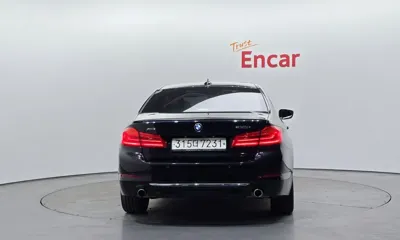 BMW 5-Series 2020, 70350 км, за 18830.52 USD