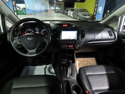 Kia K3 2015, 130880 км, за 2990.31 USD - фото 7