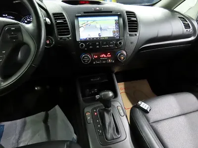 Kia K3 2015, 130880 км, за 2990.31 USD - фото 9