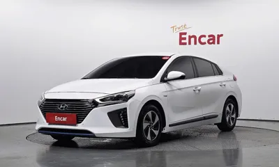Hyundai Ioniq · 2019 год