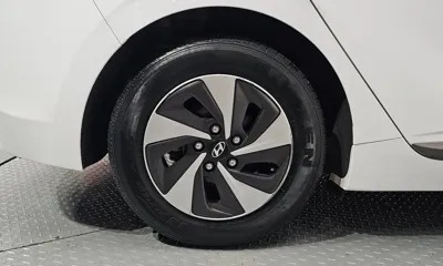 Hyundai Ioniq 2019, 201756 км, за 5842.2 USD