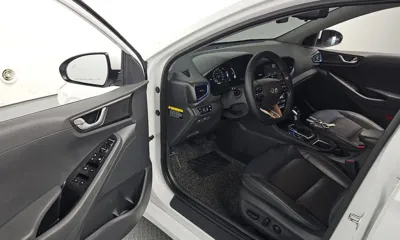 Hyundai Ioniq 2019, 201756 км, за 5789.75 USD - фото 10