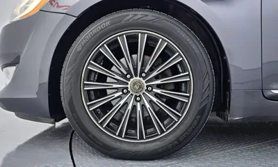 Kia K7 2011, 306339 км, за 2461.6 USD