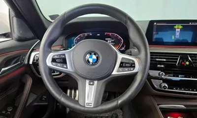 BMW 5-Series 2020, 33610 км, за 21793.36 USD - фото 13