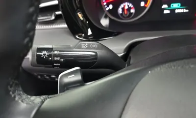 Kia K5 2021, 94011 км, за 11896.24 USD - фото 18