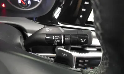 Kia K5 2021, 94011 км, за 11896.24 USD - фото 29