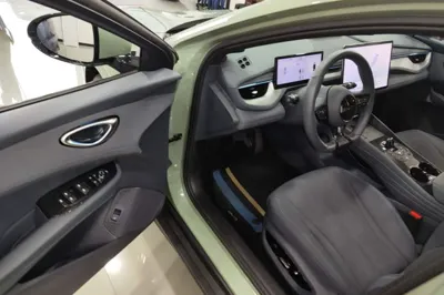 BYD Seal 06GT 2025, 7600 км, за 21339 USD - фото 23