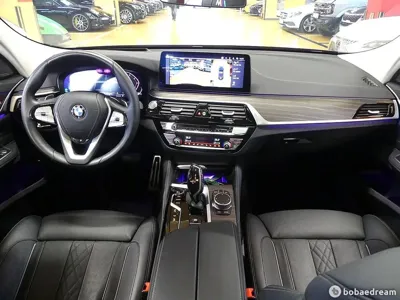 BMW Gran Turismo 2024, 17000 км, за 38982.49 USD