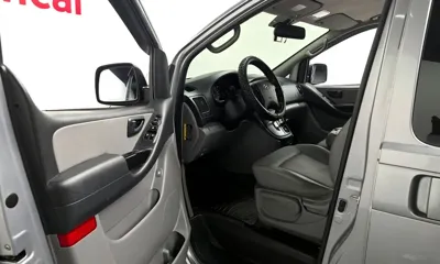Hyundai Starex 2017, 54855 км, за 8652.1 USD - фото 10
