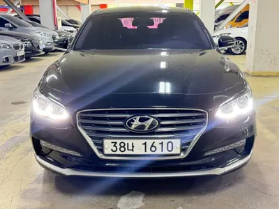 Hyundai Grandeur 2018, 142486 км, за 7089.41 USD