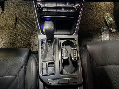Hyundai Grandeur 2018, 142486 км, за 7089.41 USD - фото 12