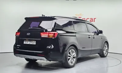 Kia Canival 2018, 122227 км, за 8465.19 USD